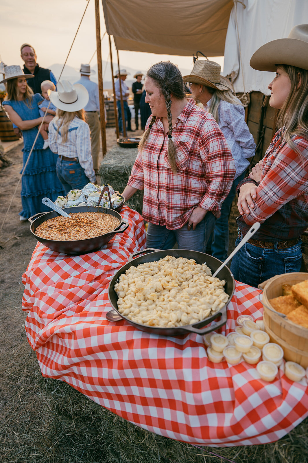 presley-gray-photo-rustic-western-montana-wedding-2453