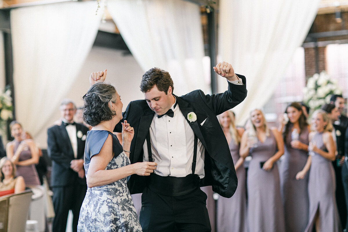 MelissaSchollaertPhotography-MeredithWaylandPreview-5182