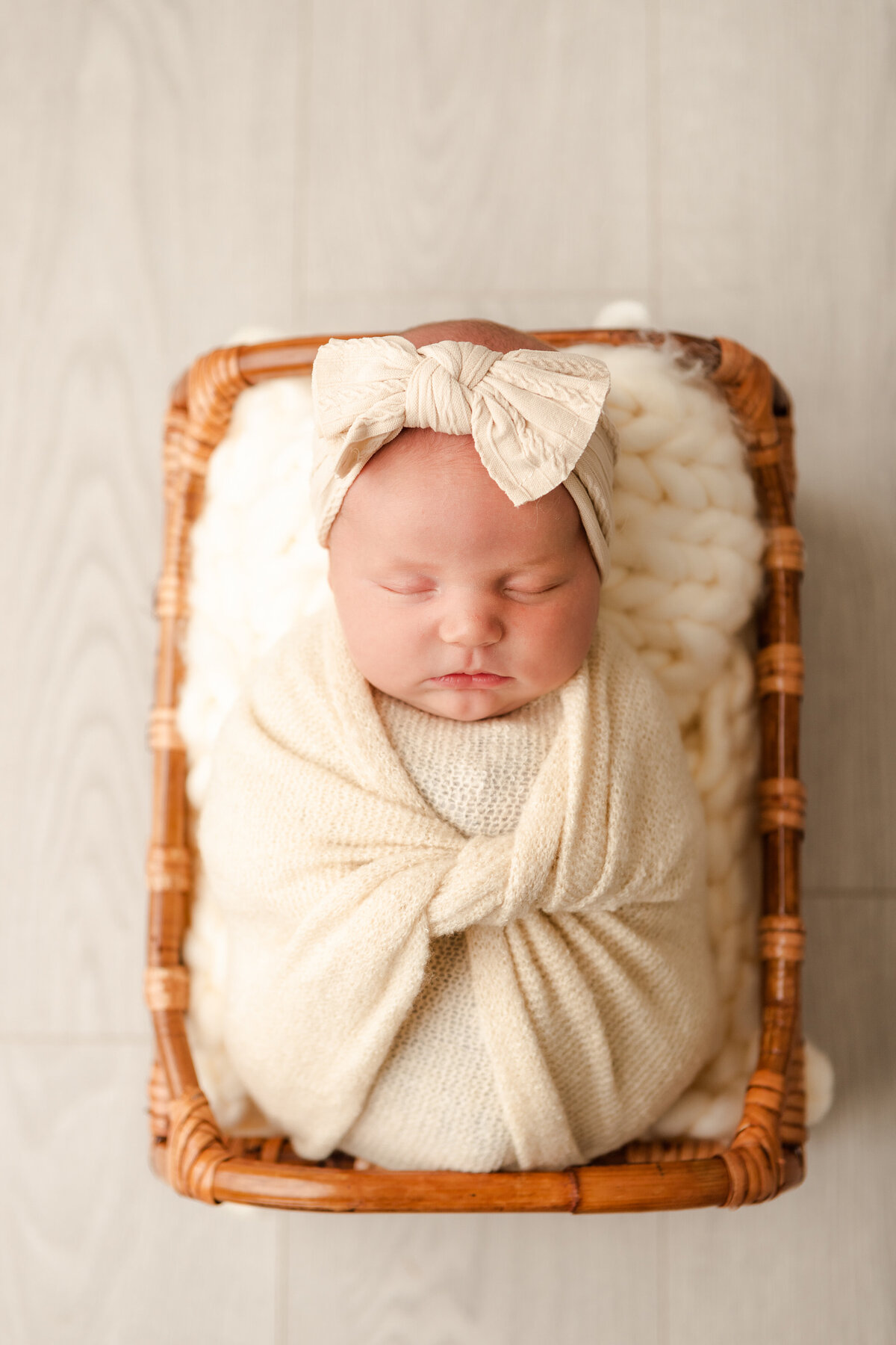 kelowna-newborn-photographer-IMG_8277