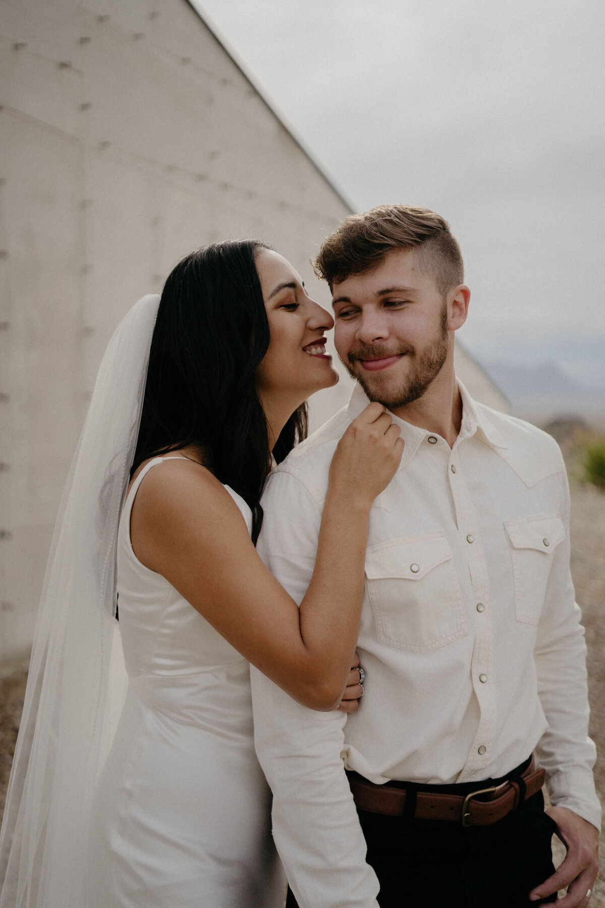 Josh+ElianaGettingReady-280