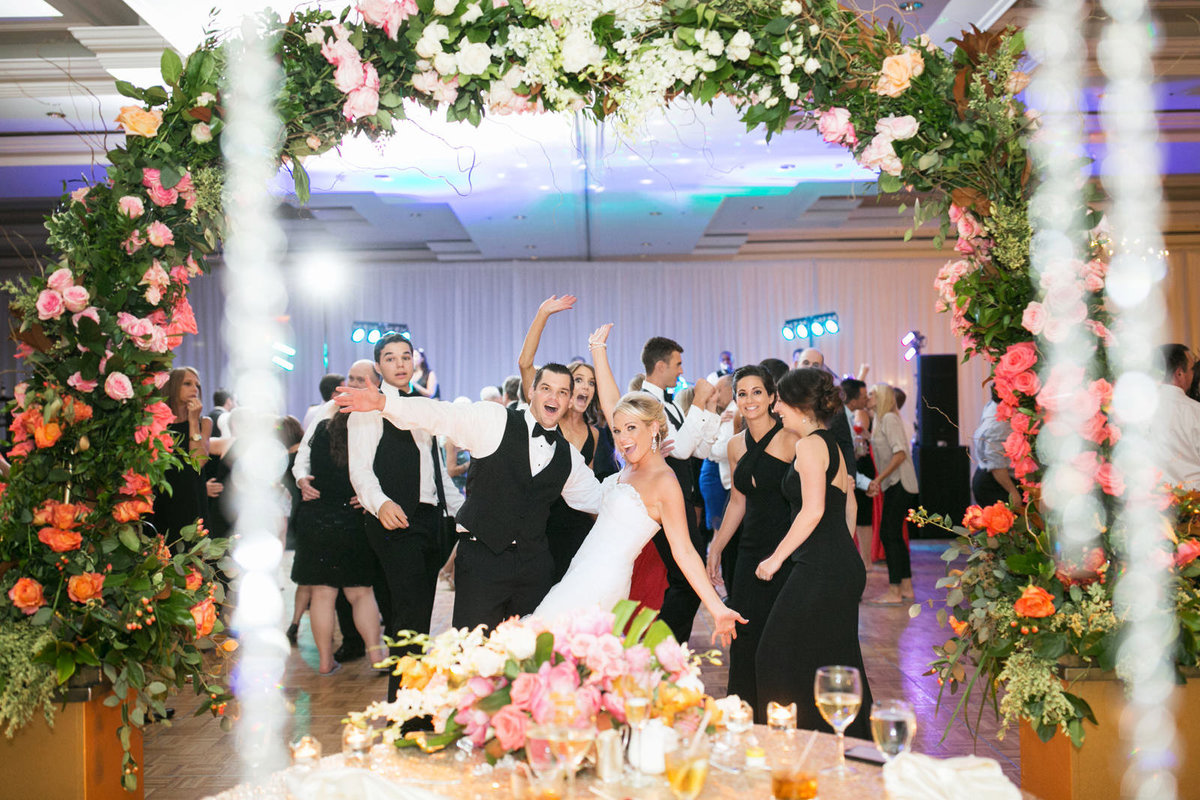 wedding_reception_ideas_dance_party_photos_st._louis_venues_745