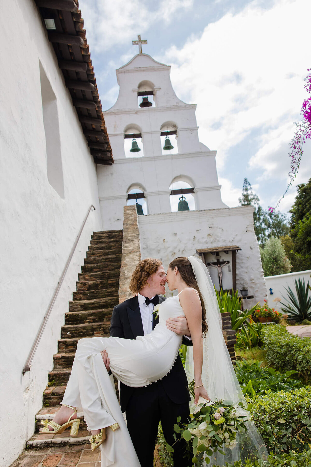 bride-and-groom-first-look-emotional-moment