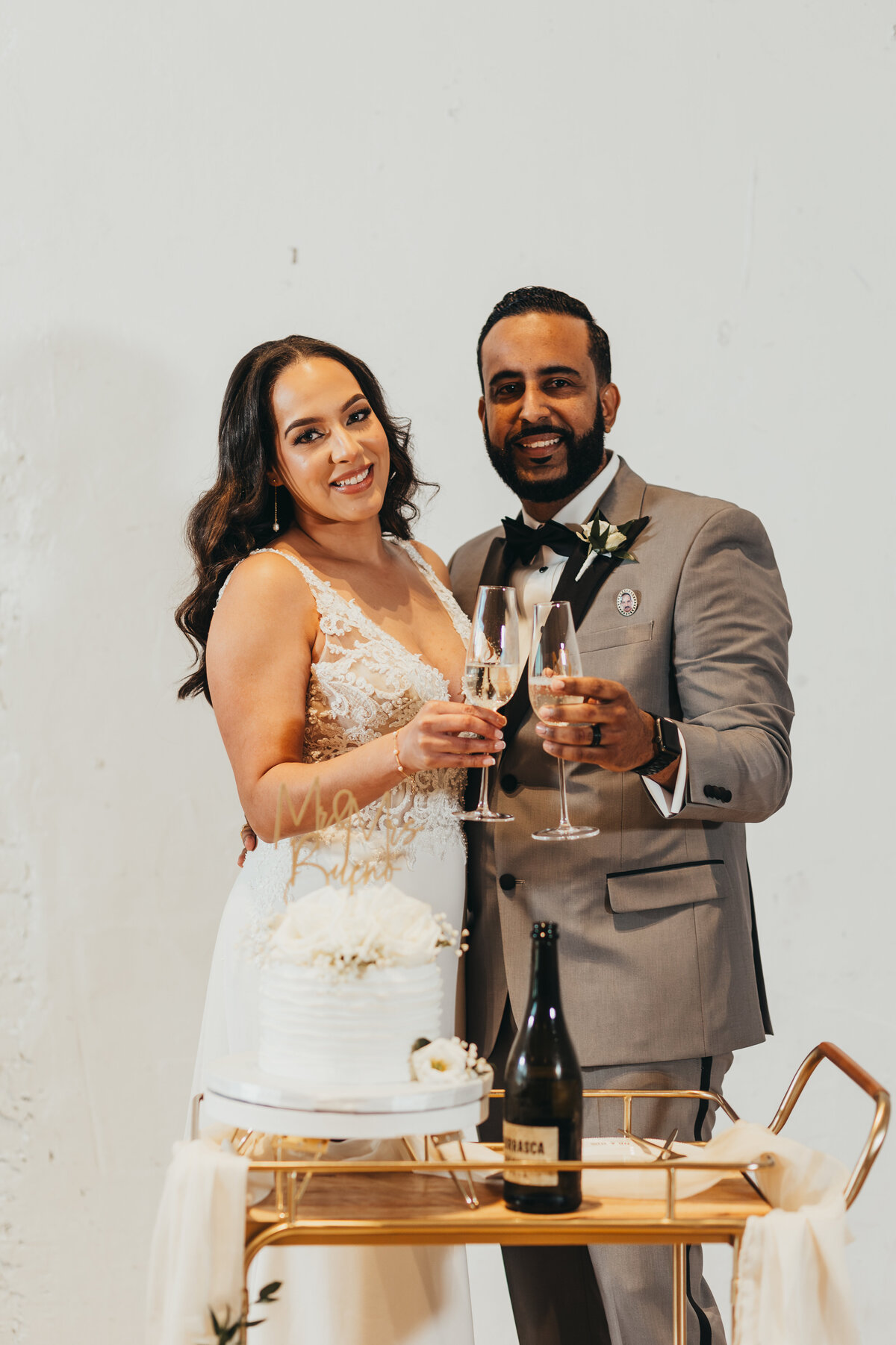 ariel-amir-photo-hotel-haya-elopement-chantilly-chic-celebrations-6