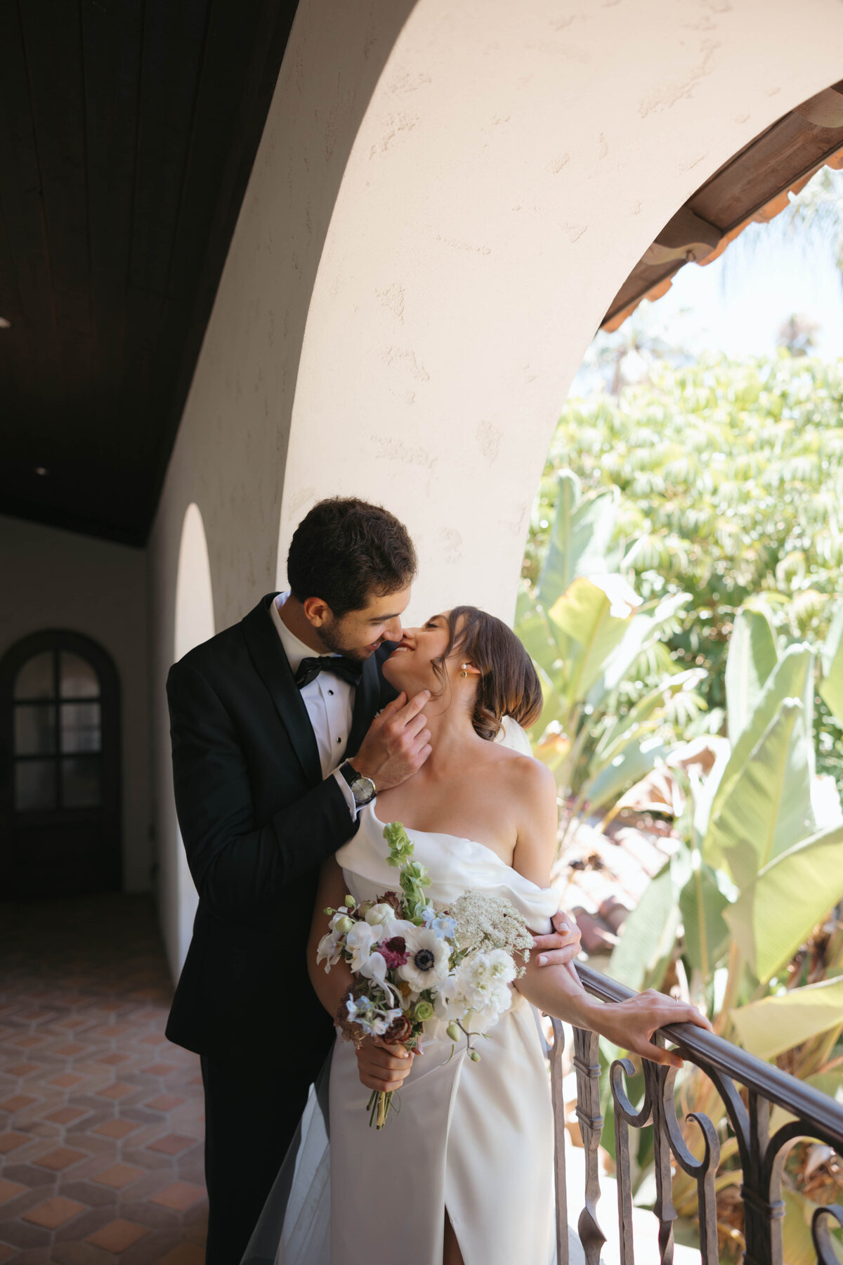 Intimate wedding portrait by Puerto Rico photographer

