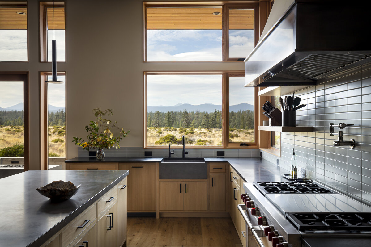 modern-minimal-kitchen-natural-window-views