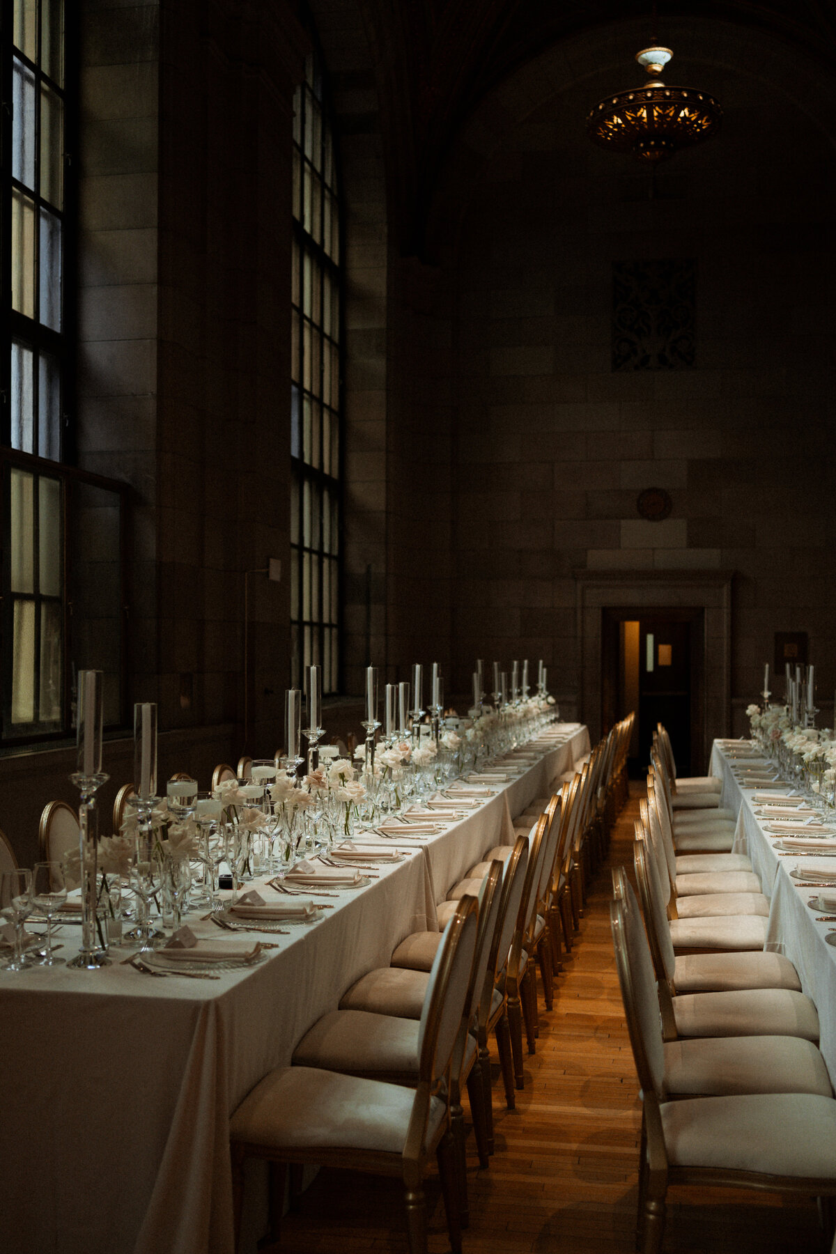 crew-cafe-luxury-wedding-montreal-wedding-planner