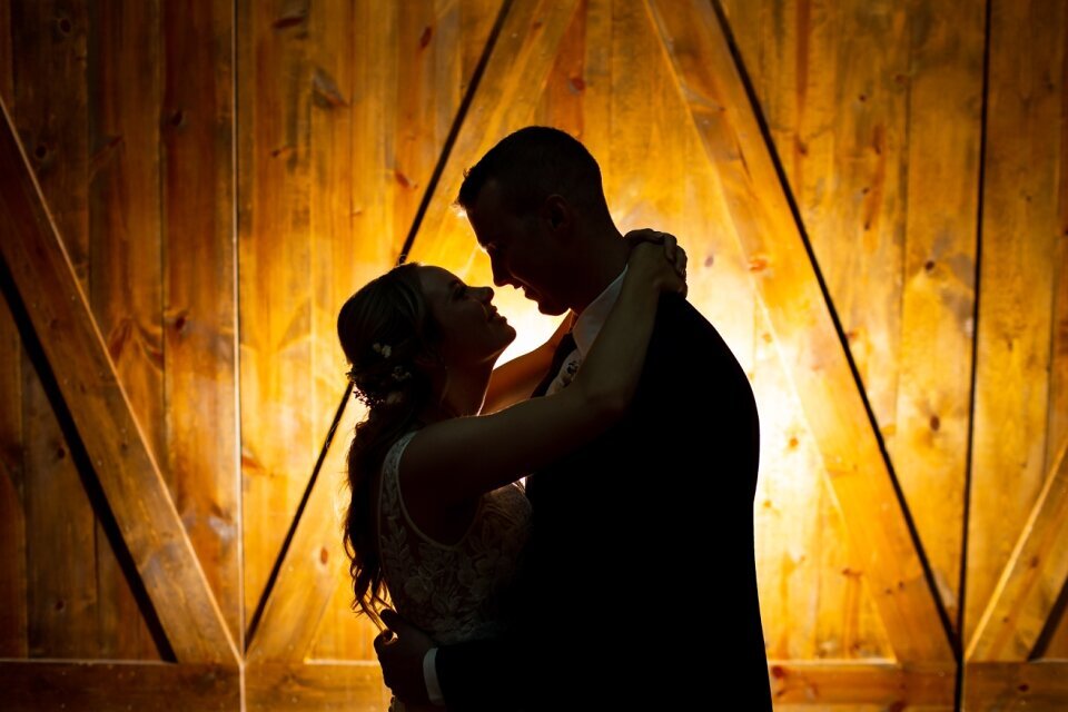 Eric Vest Photography - Nicollet Island Pavilion Wedding (162)