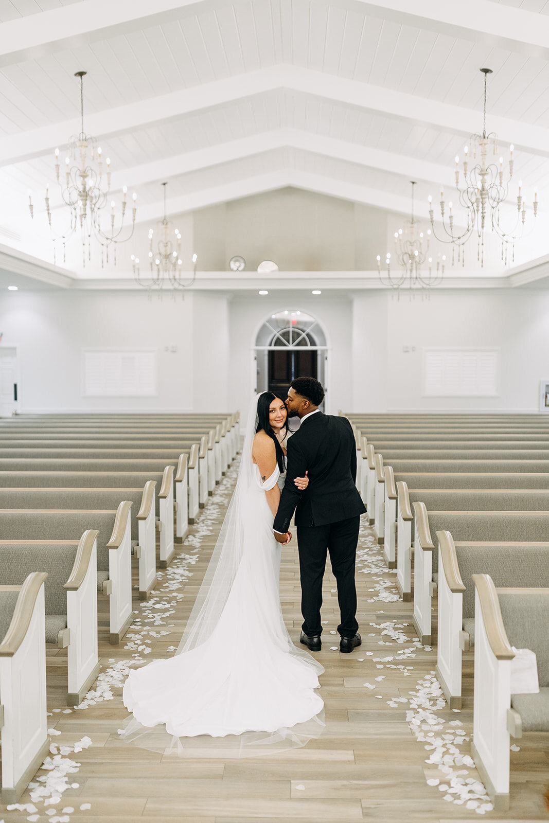 amber-mcwhorter-harborside-chapel-tampa-elopement-chantilly-chic-celebrations-2