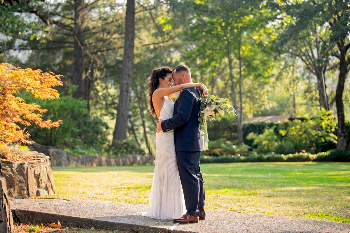 Humboldt-County-Wedding-Photographer-Garbervile-Nor-Cal-Wedding-Photographer-Benbow-Inn-Parky's-Pics-Coastal-Redwoods-Elopements-11