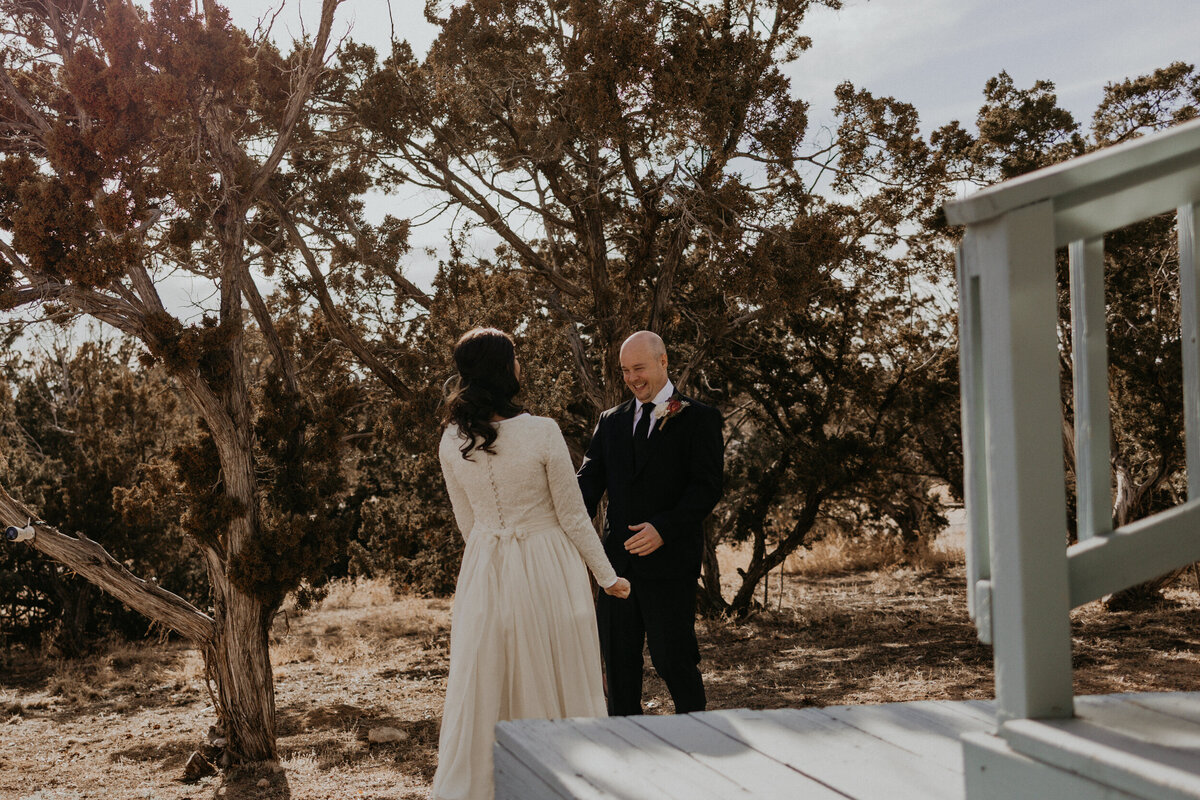 air-bnb-intimate-wedding-santa-fe-new-mexico-12