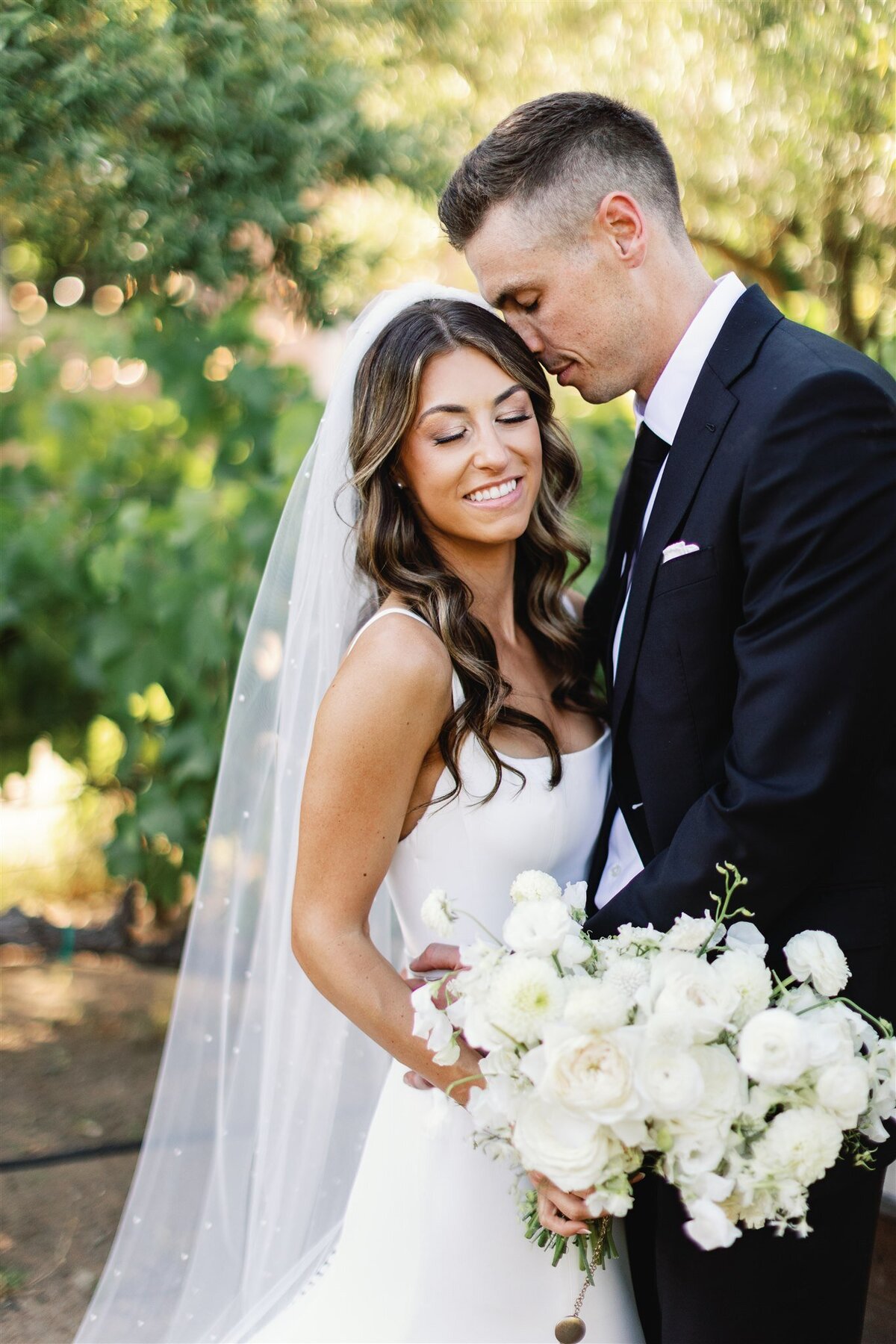 viansa-wedding-sonoma-emma-taylor-ashley-carlascio-photography-1076