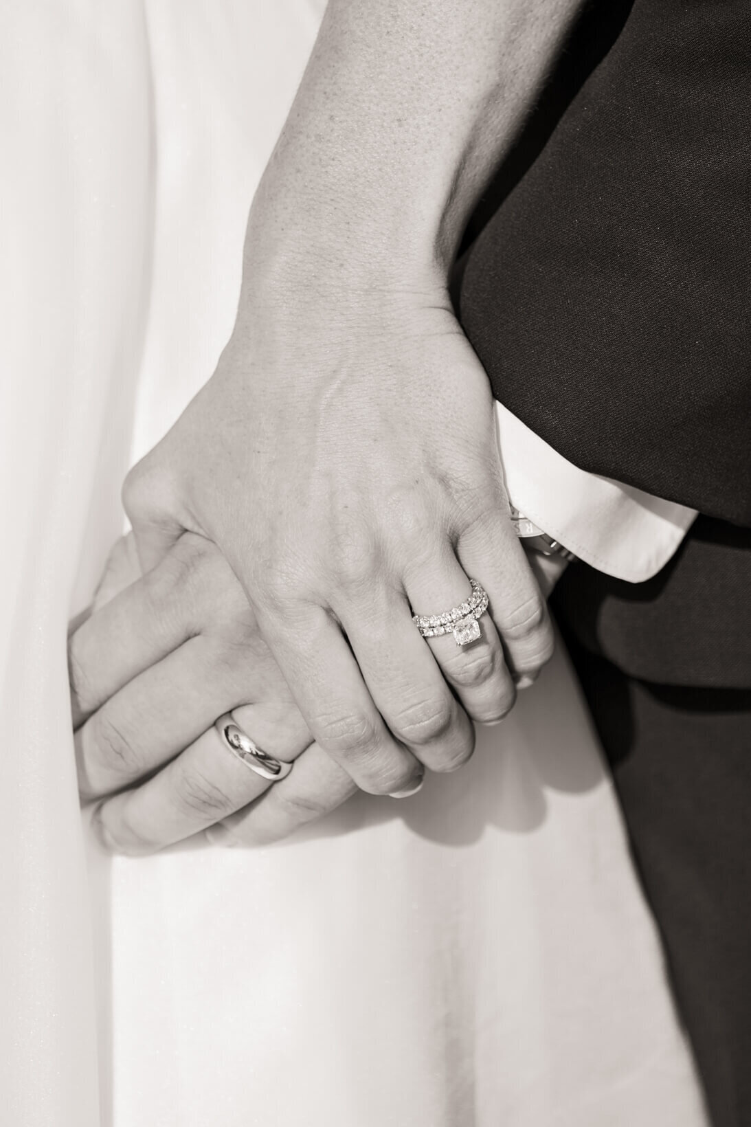 Wedding-at-The-Commodore-in-Hartland-WI-28