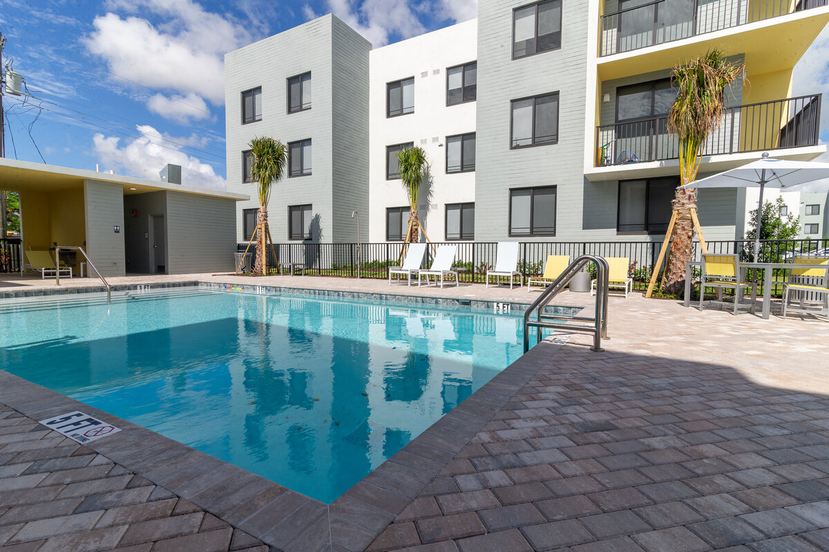 062524BERKELYPALMBEACH-106