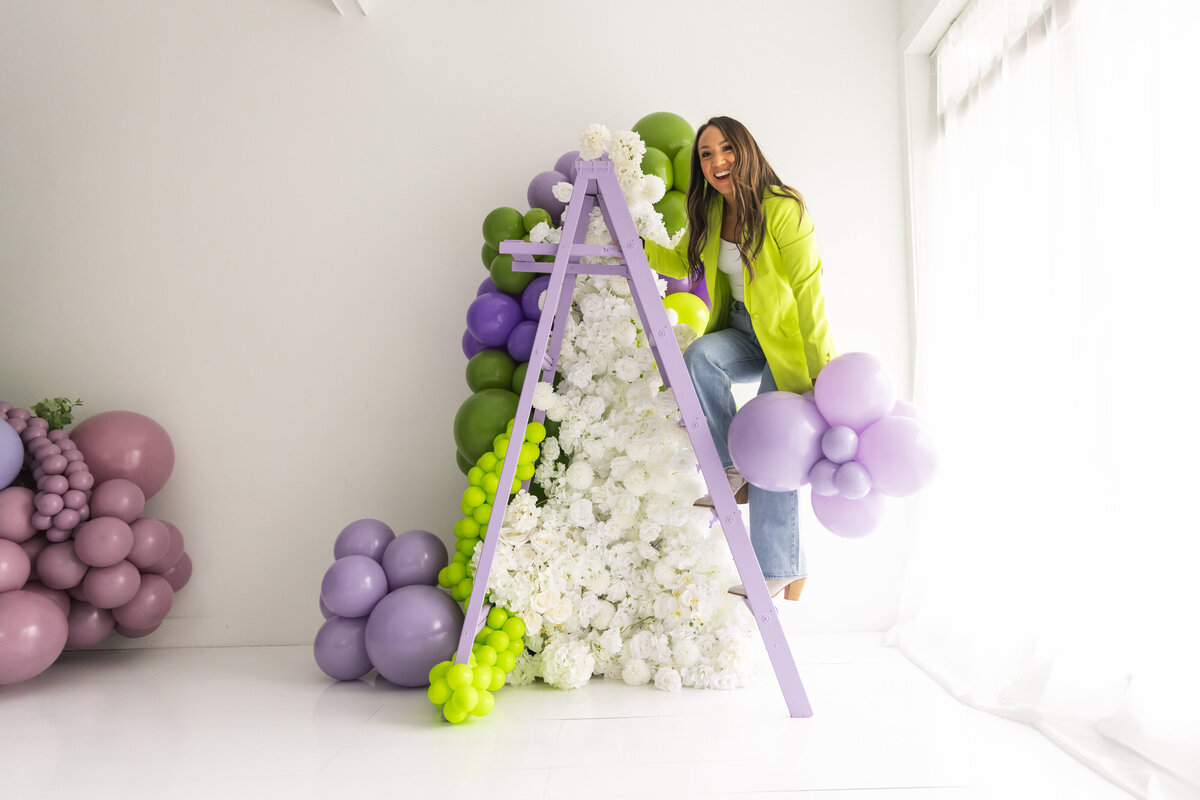 Professional balloon installation by balloon artist Subtle Flex Designs in Lynden