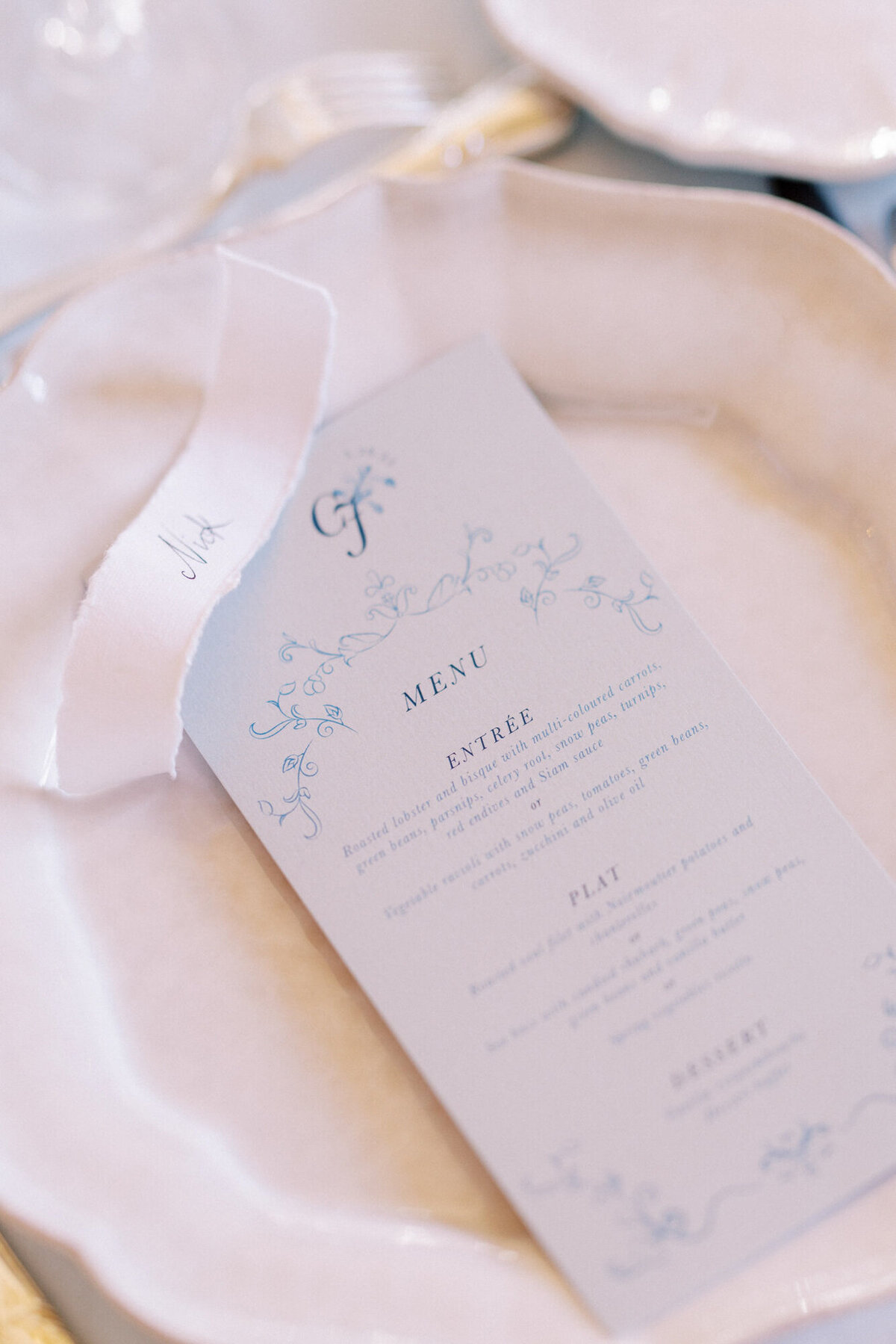Maïlys Fortune Photography Husband Wife Wedding Weddings Photography France Switzerland Italy Timeless Dreamy Imagery Bilingual French English Destination Weddings Destination Wedding Provence French Riviera Paris Lake Como Tuscany92