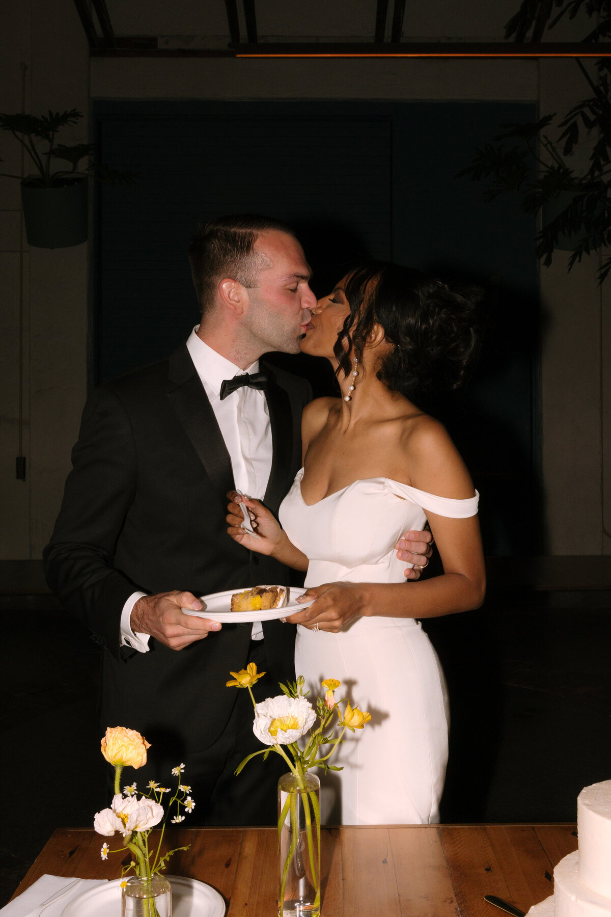 2023_los-angeles-tropical-wedding-adam-griffin-photo-65