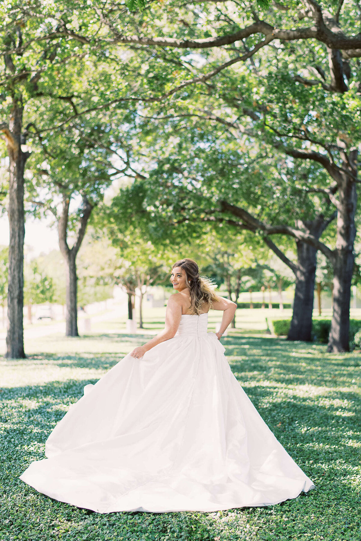 Brittney Bridals Kimbell Art Museum_Kate Panza Photography-66