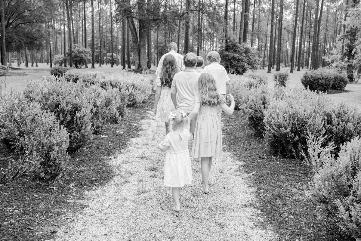 This sweet family was amazing! With 5 children present, it was so much fun! Serving Bainbridge, GA, Tallahassee, FL & surrounding areas. 