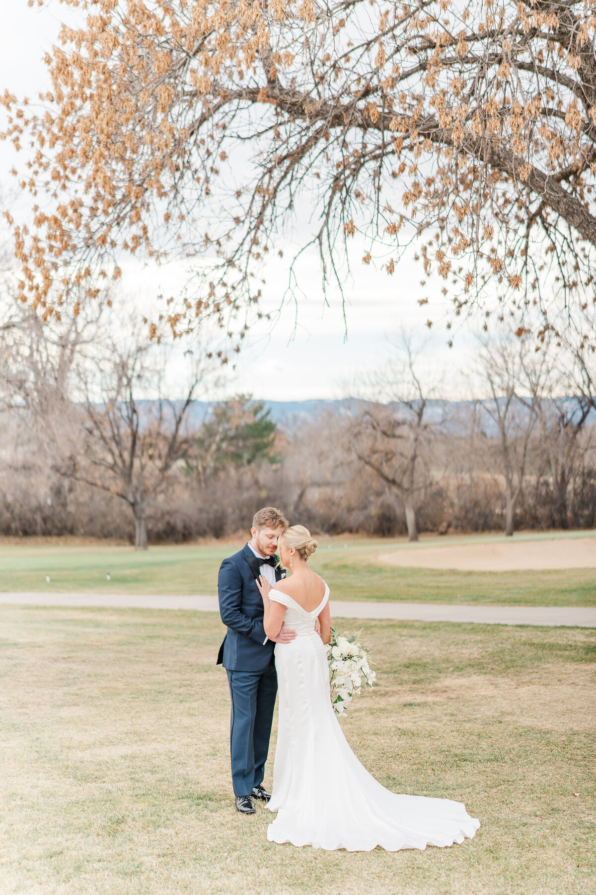 Wellshire Denver Colorado Classic Winter Wedding Elena Spraguer Photography 0035