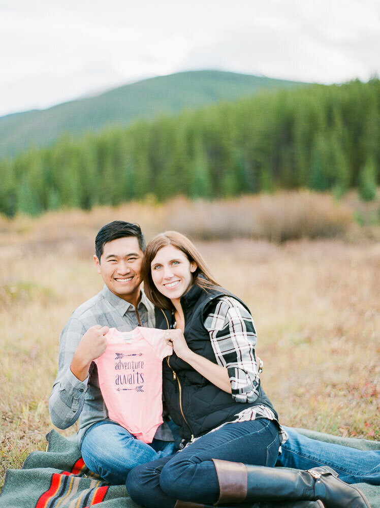 Colorado-Family-Photography-Fall-Maternity-Shoot-Breckenridge17