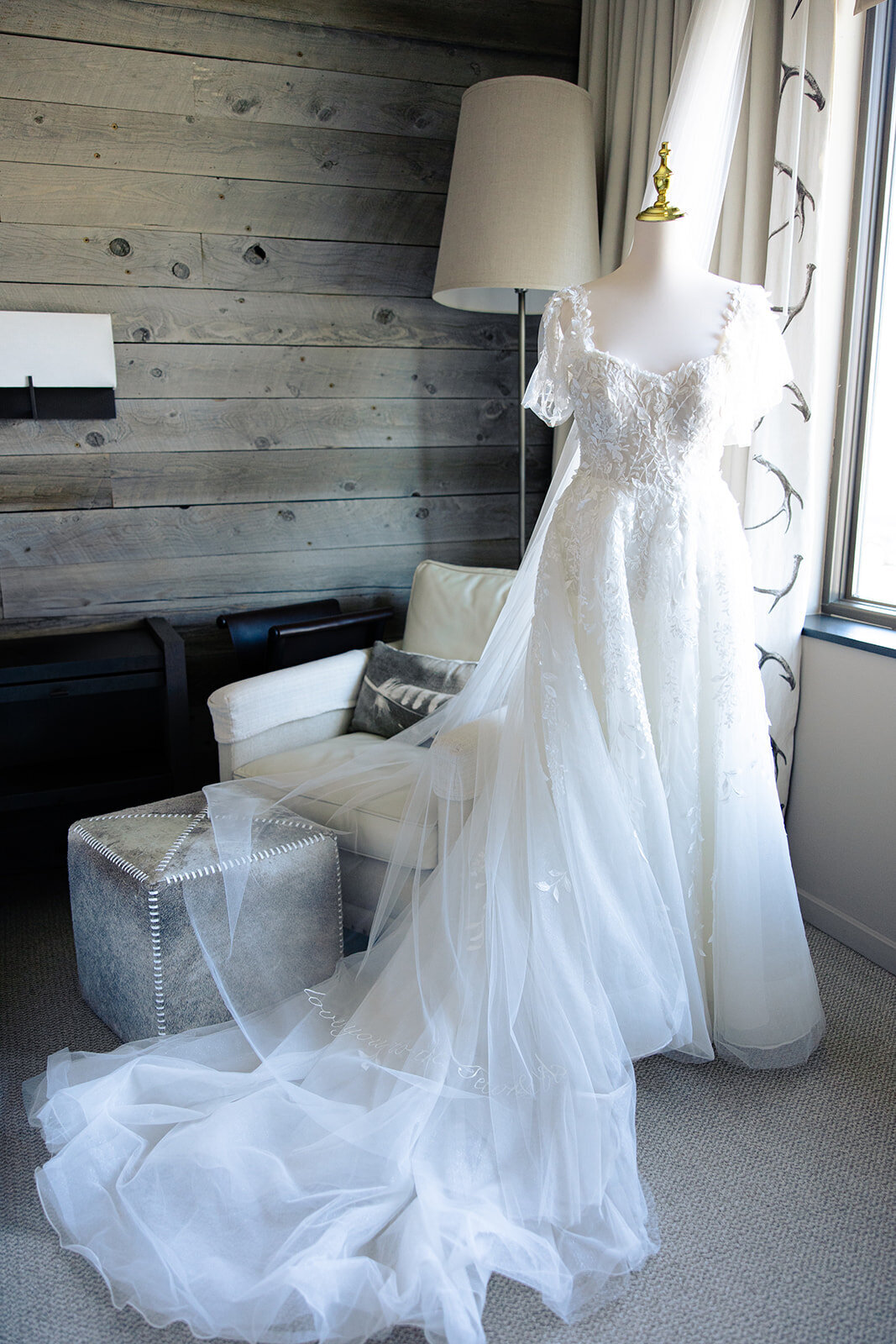 Diamond-cross-ranch-wedding-J-NFoxtails-photography-012