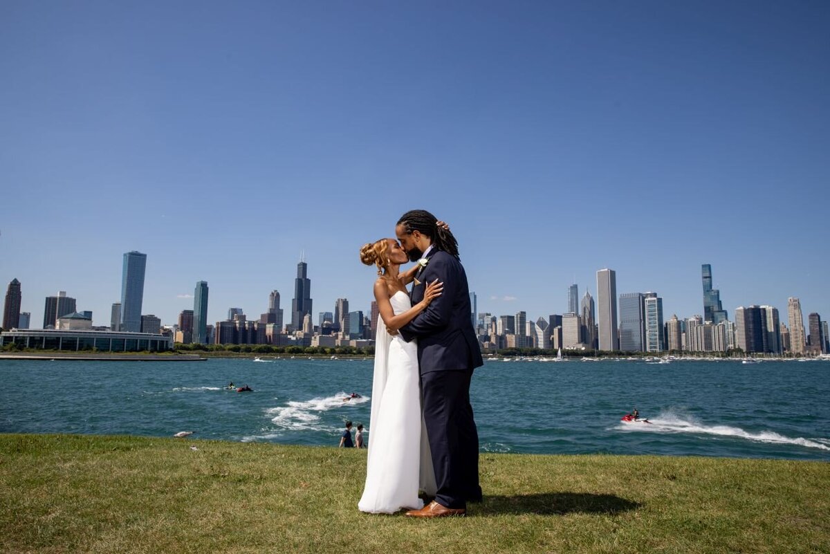 summer - intimate - wedding - theWit -chicago