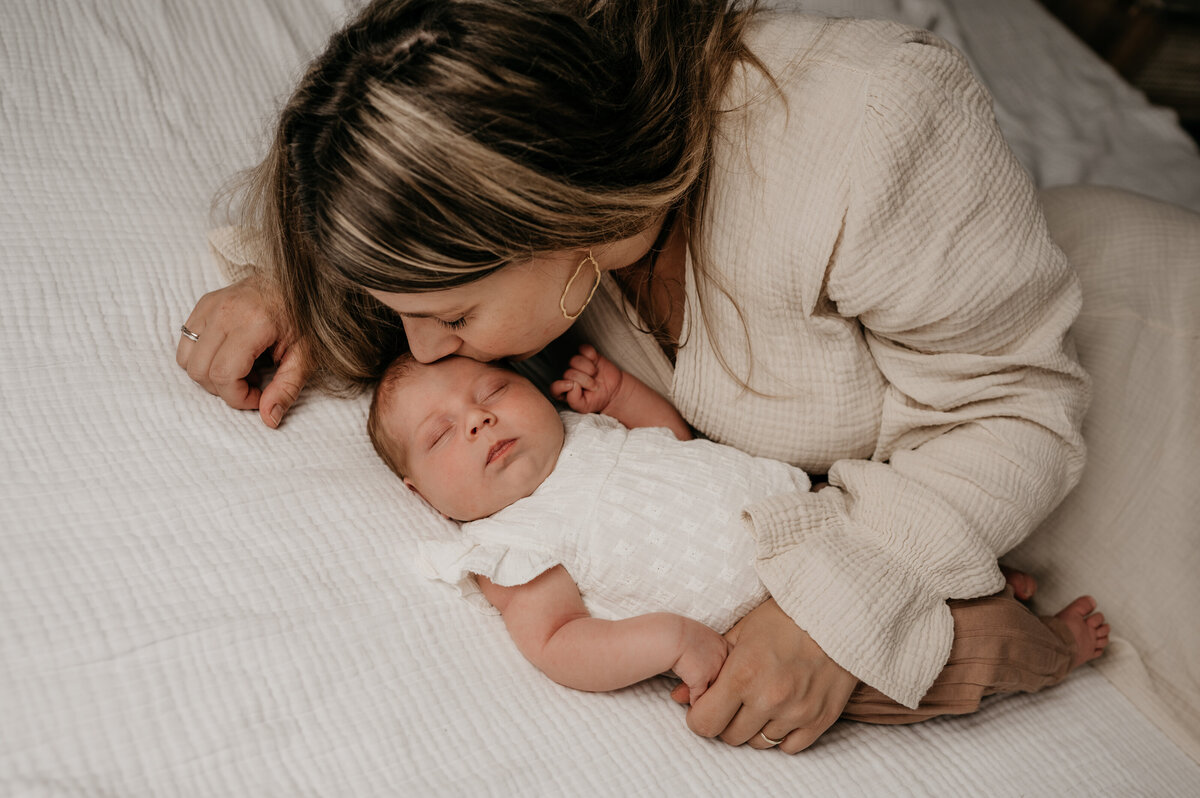 Pure Liefde Fotografie - Newbornshoot Emma-59