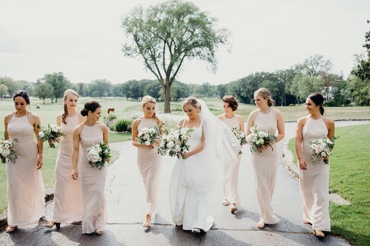 bride and bridesmaids at skokie country club