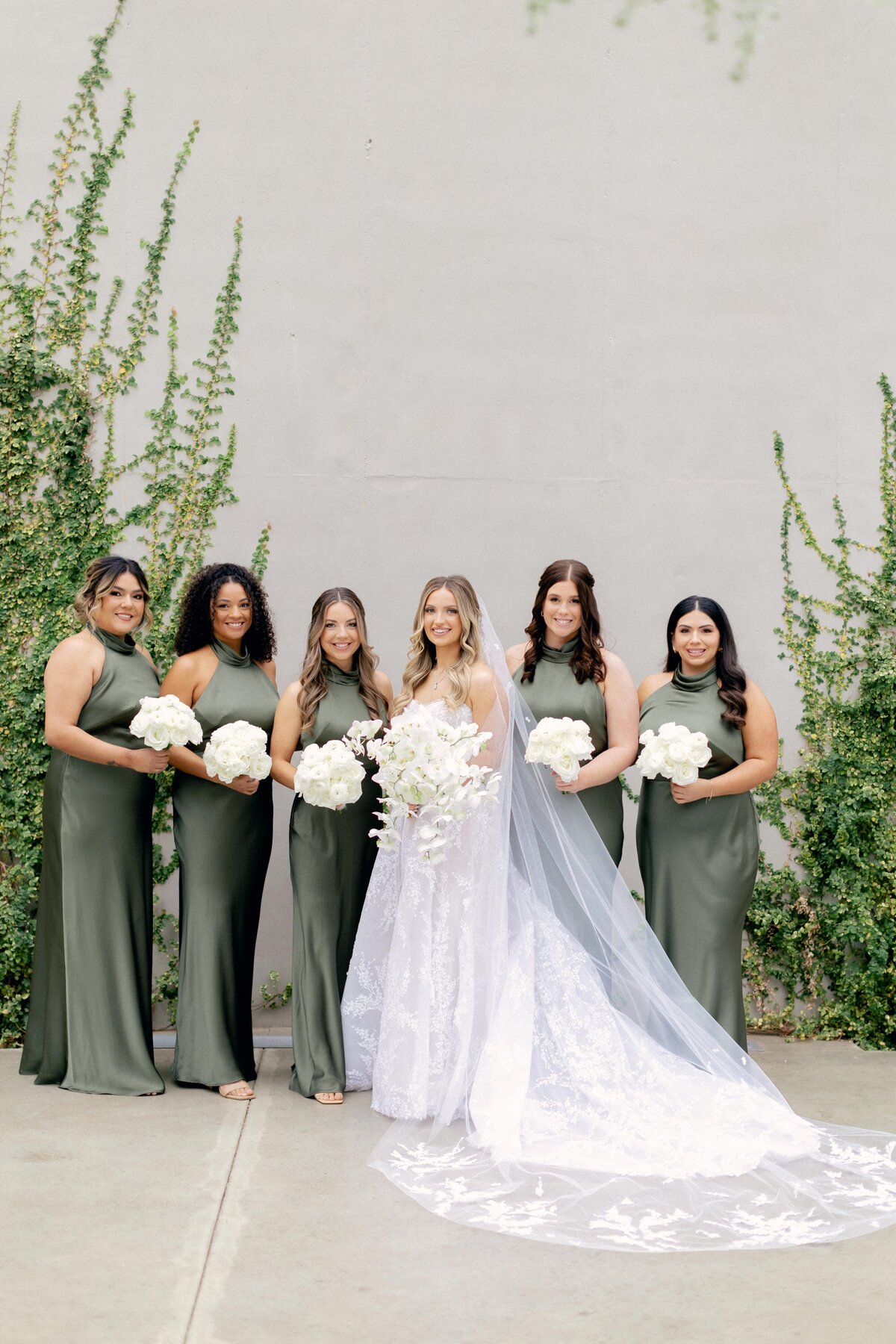 Lindsey-and-Justin-Wedding-Emily-Nicole-Photo-350