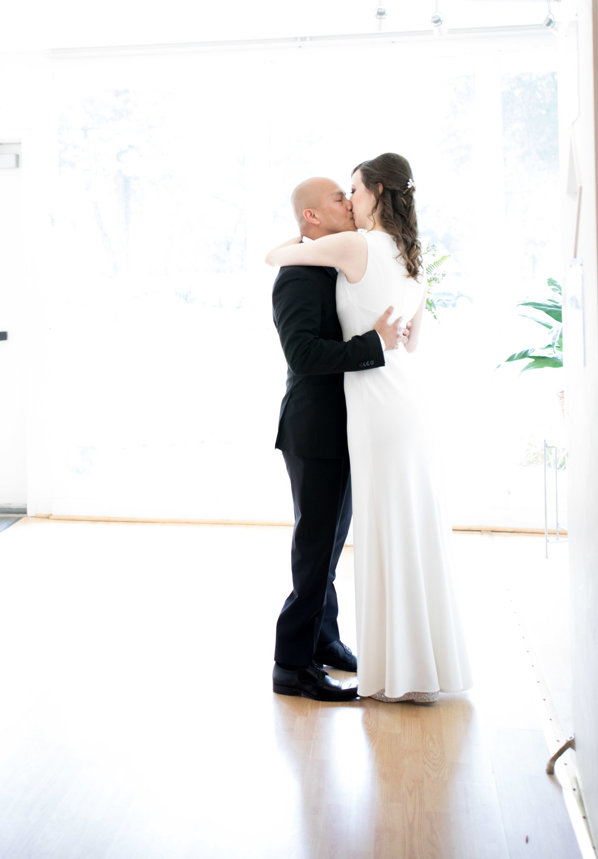 WeddingSneakPeek_AmyAndrae-9