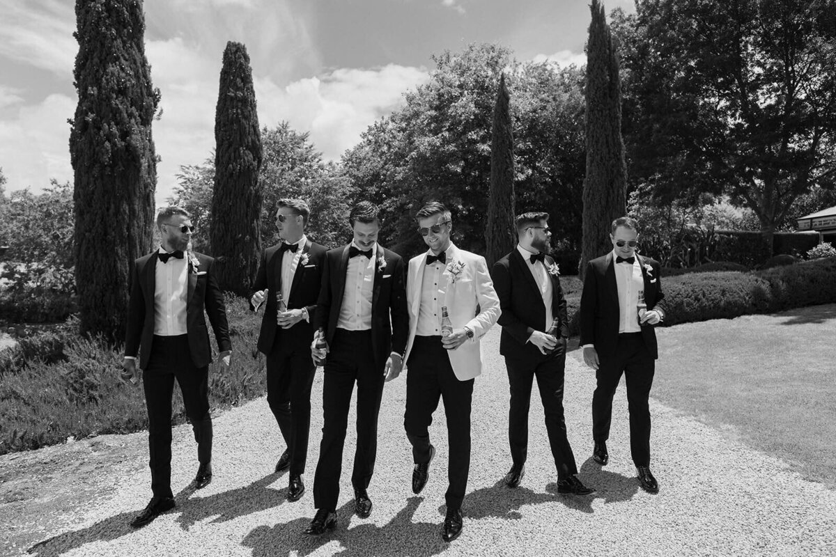 Groom and groomsmen on wedding day 