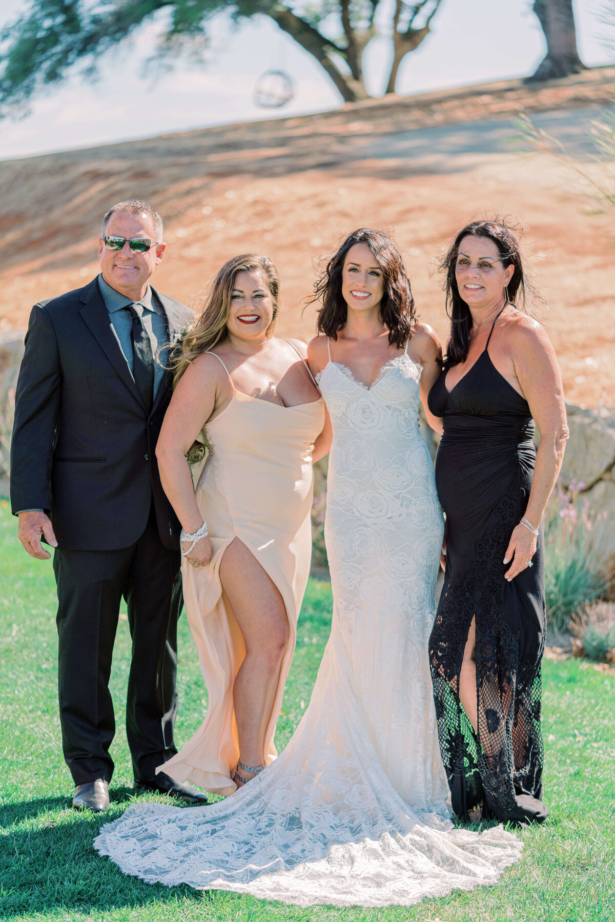 925MS_04581.jpg_blackoak_mountain_vineyards_wedding_photographer_cool_marelestrydom