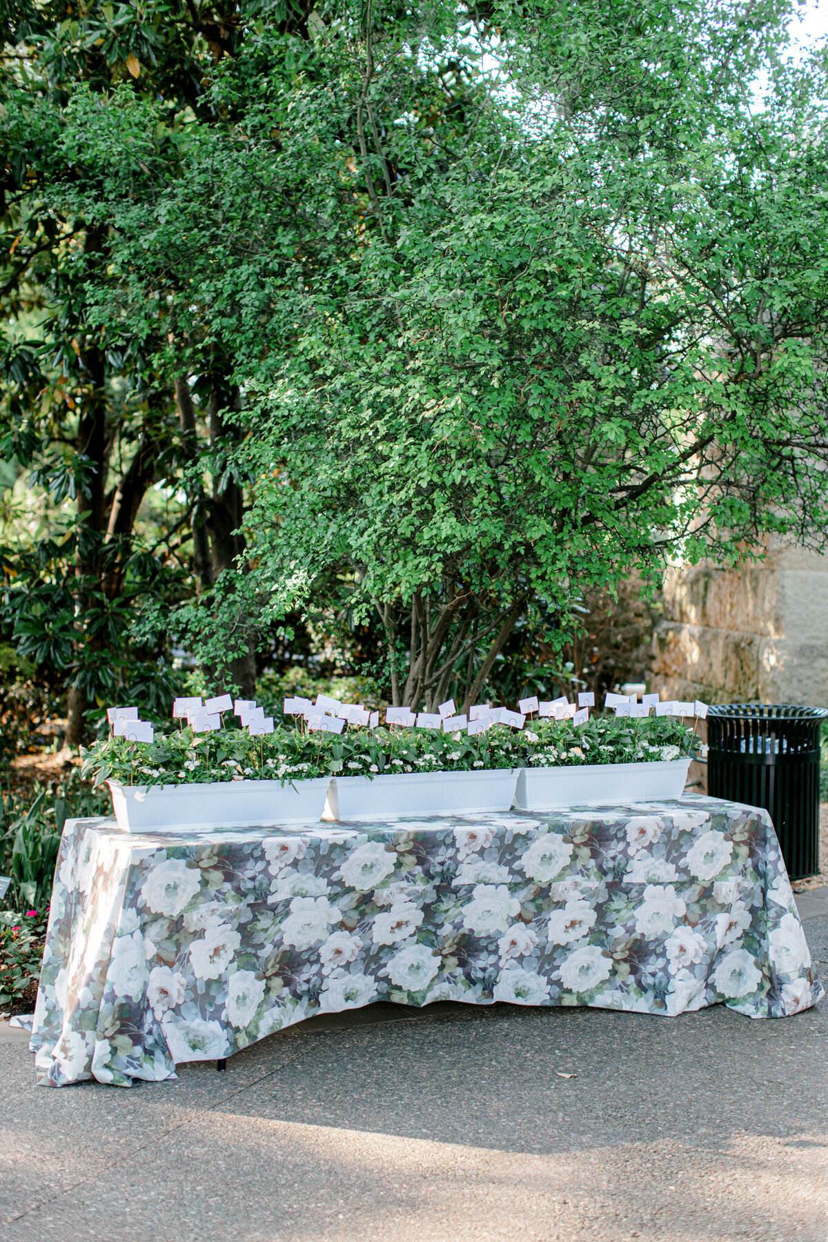 Gena & Matt's Wedding at the Dallas Arboretum | Dallas Wedding Photographer | Sami Kathryn Photography-180