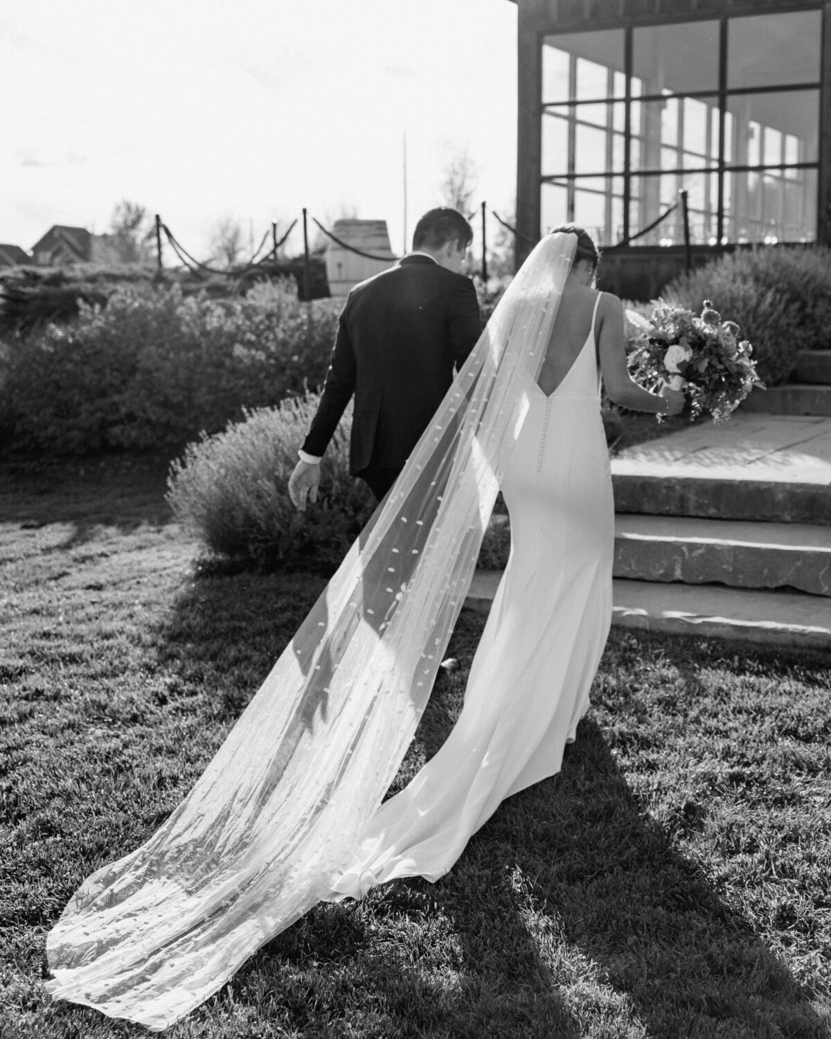 october_fall_trezzi_farm_winery_greenbluff_spokane_washington_wedding_07