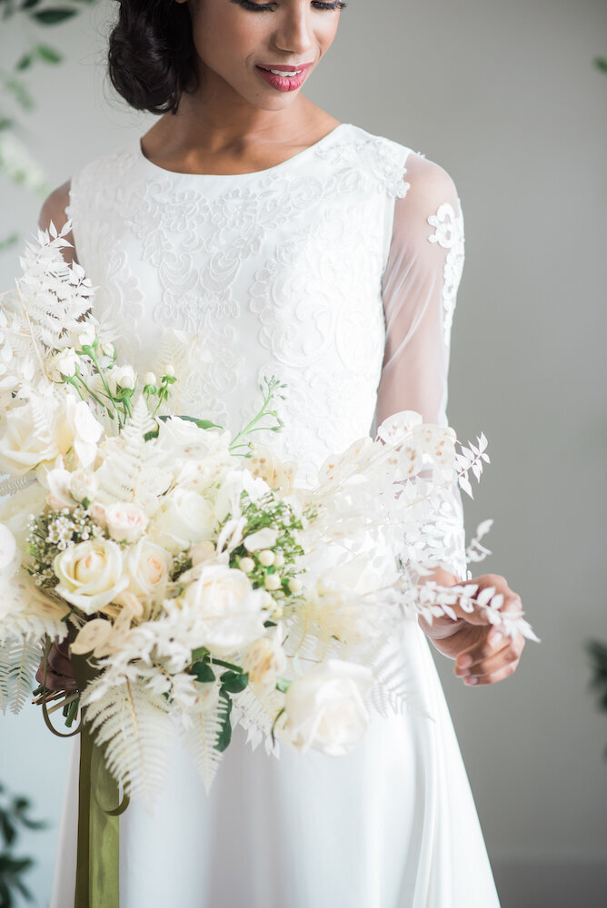 all-white-bridal-bouquet