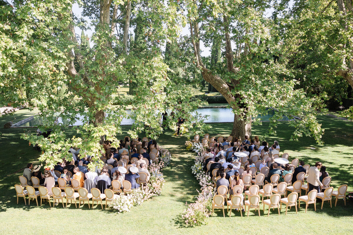 Chateau-de-sannes-wedding-ceremony