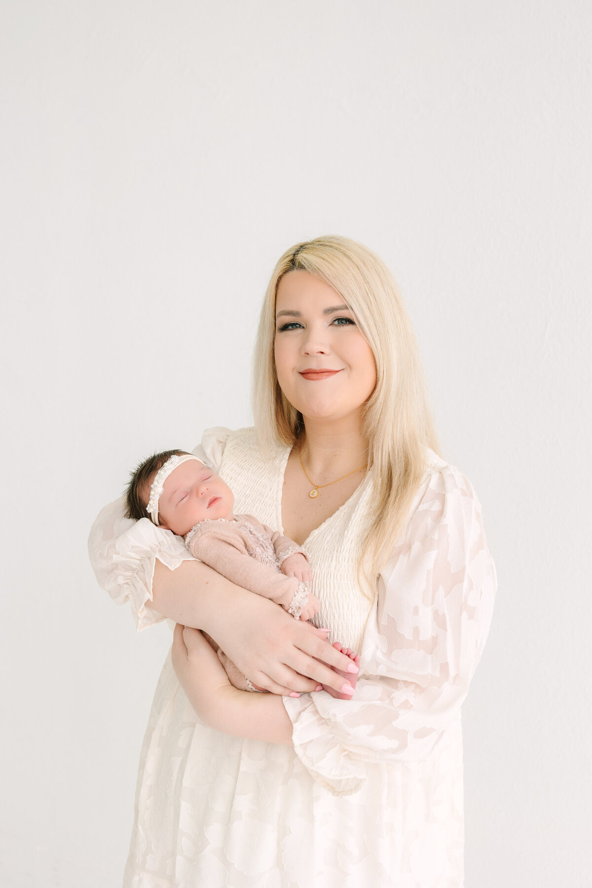 Sanderson - Newborn-23