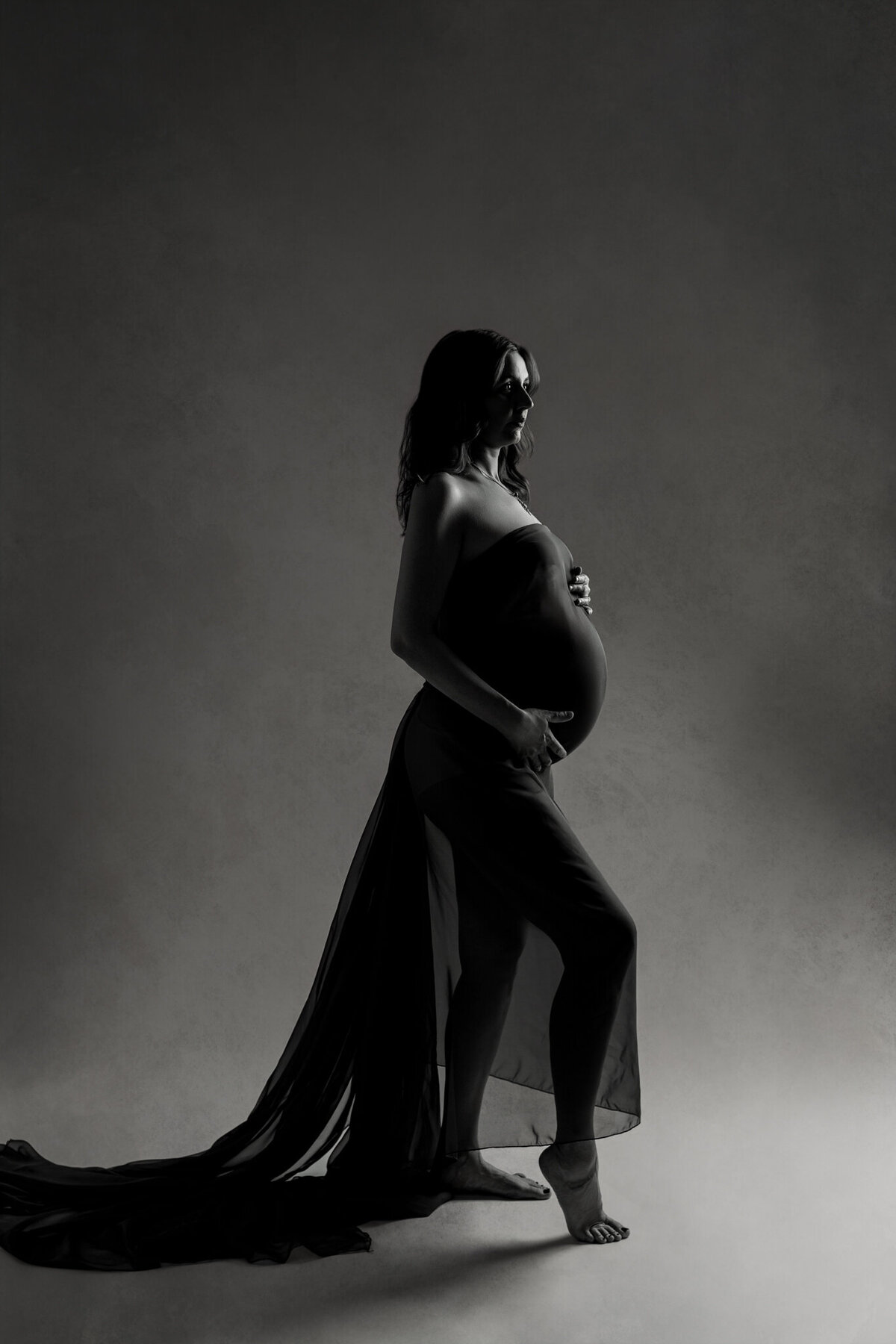 NW Arkansas maternity photoshoot, Fayetteville AR maternity photography, maternity portraits near me