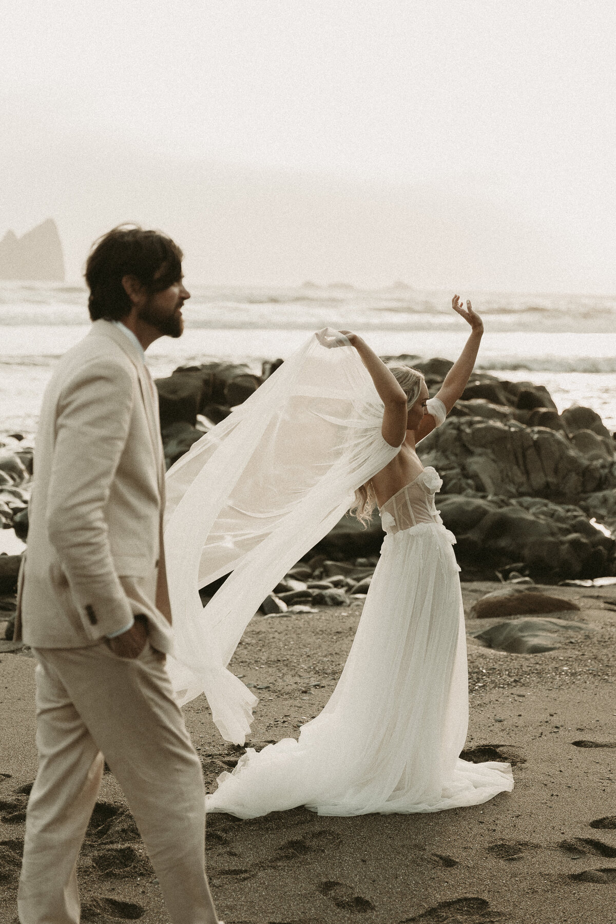 AbbyReePhotography-GoldBeachElopement-18