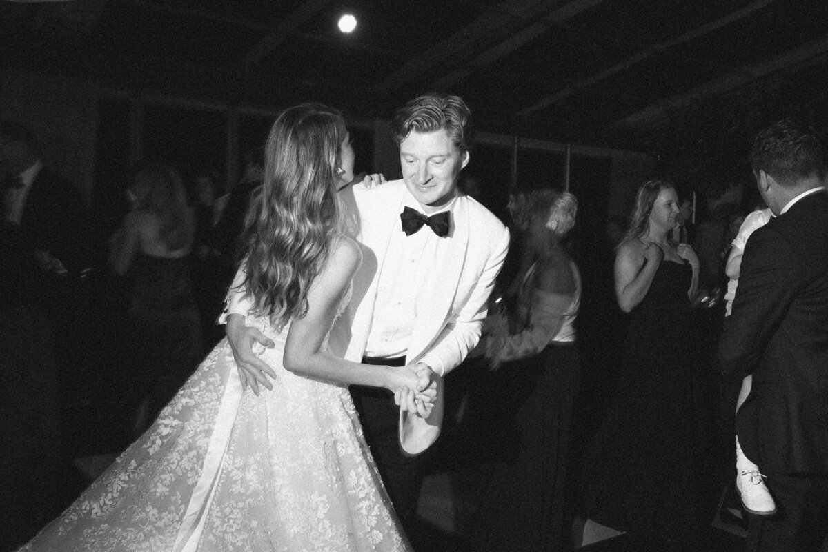 2312-emma-tristan-wedding-charleston-lowndes-grove-986