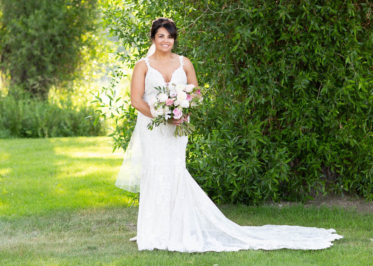 outdoor-wyoming-wedding-venue-elk-hollow-lodge-murray_7