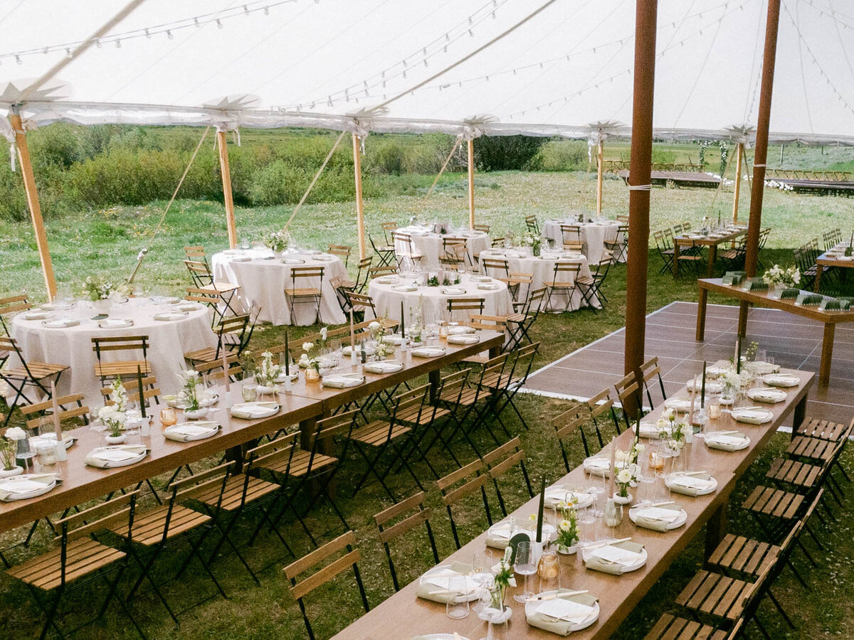 Leah Black Photography-Mack + Ricky Wedding-Crested Butte-715 (1)