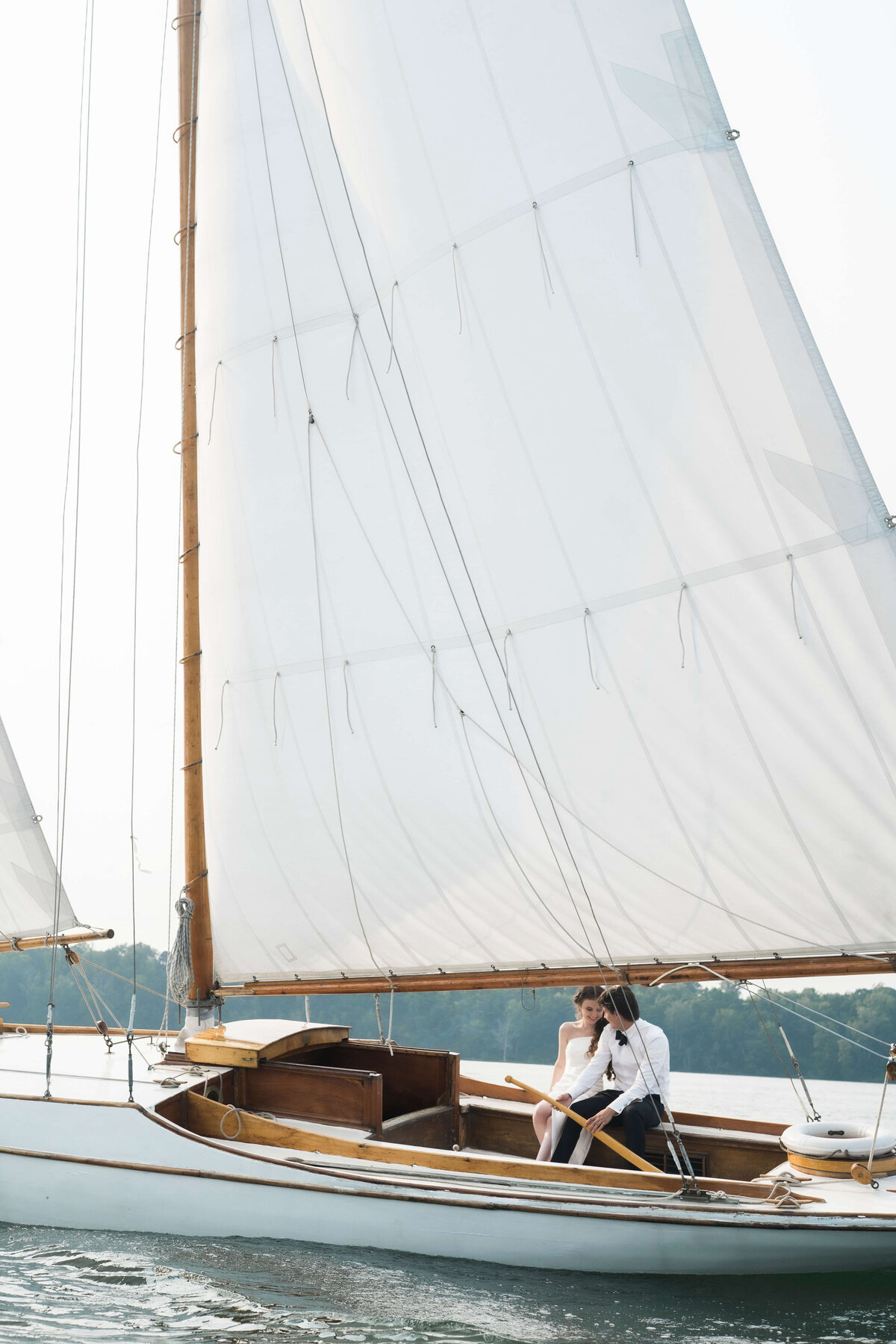 0589 The Anitra Boat Wedding Proposal  Toronto Hamilton Editorial Lisa Vigliotta Photography Nobl Events