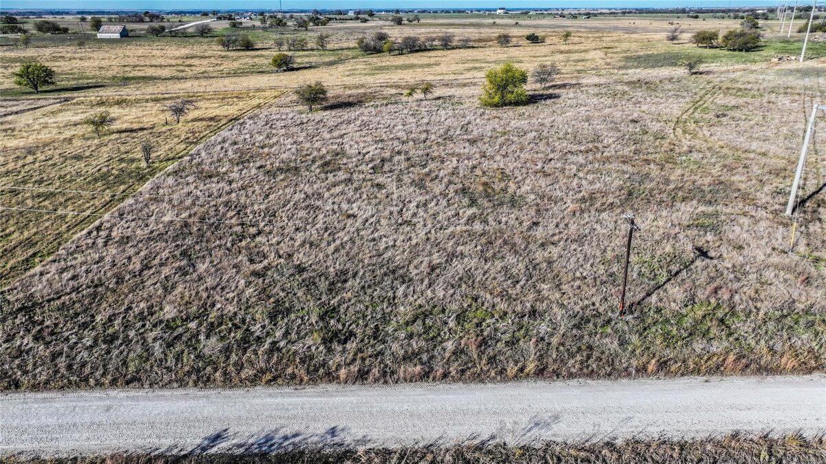 3 Acres for sale in Muenster Texas. Seller financing available.