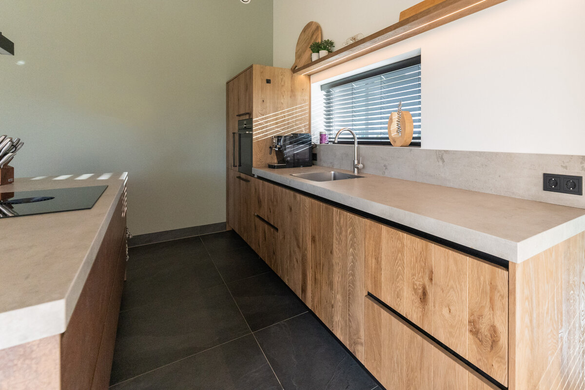 Keuken en interieur Eiken betonlook stoer landelijk (3)