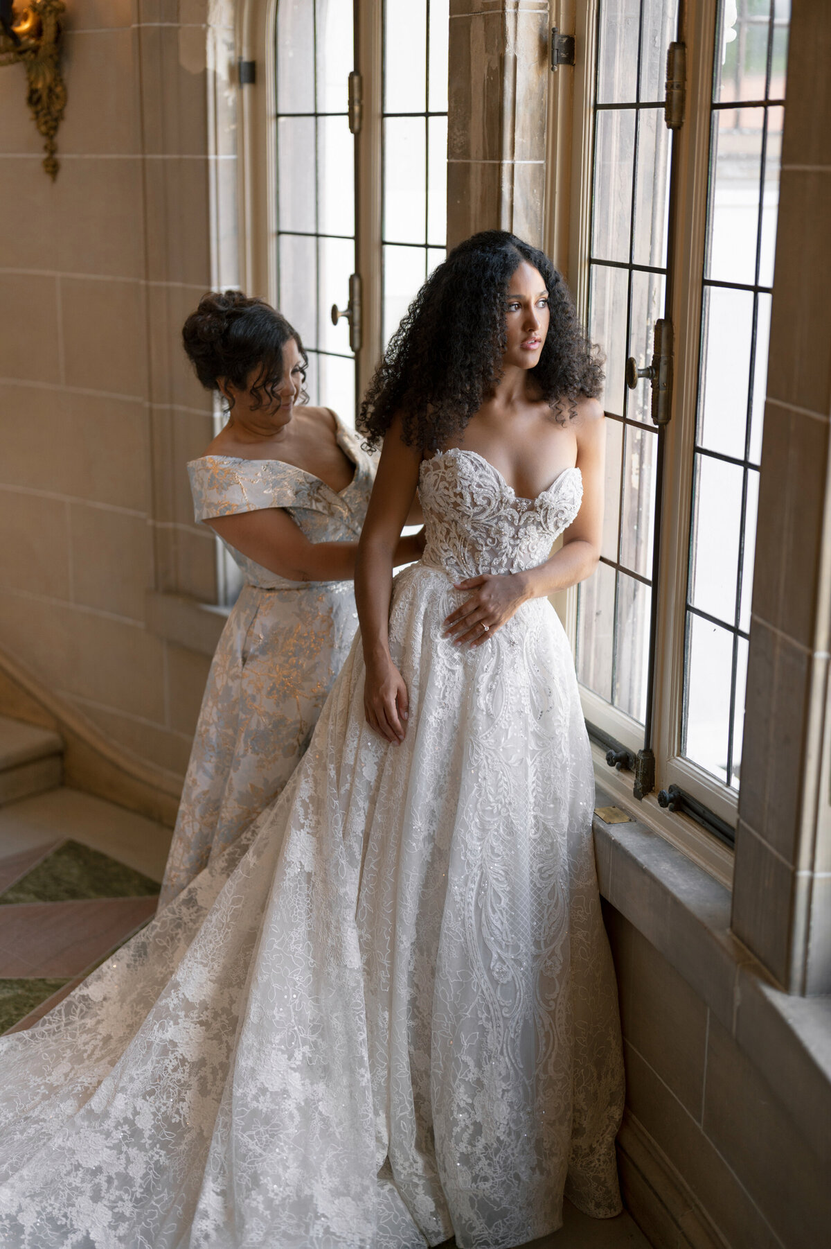Berlez-Chicago-Wedding-Photographer-samantha-li-bridal-Eve-of-Milady-Armour-House-Editorial-41