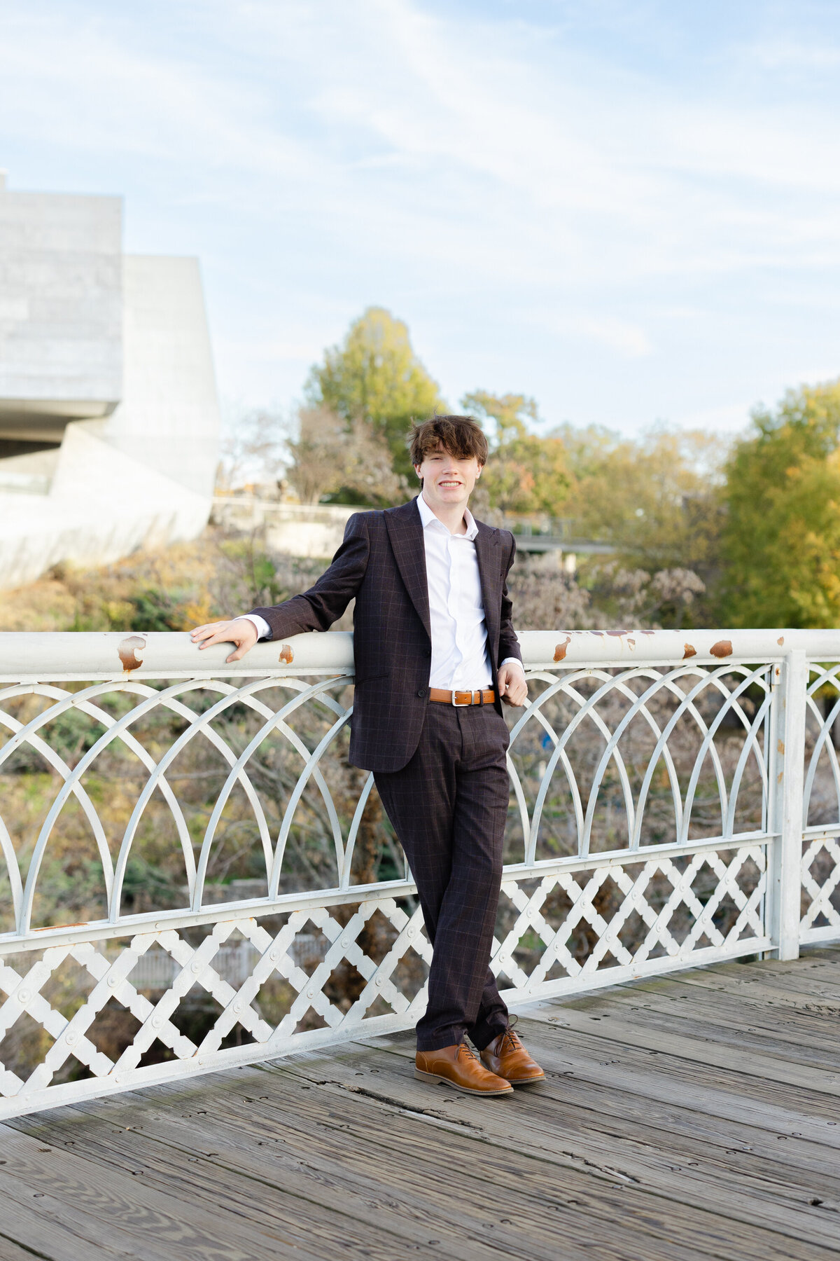 Walnut Street Bridge senior session with Chattanooga photographer