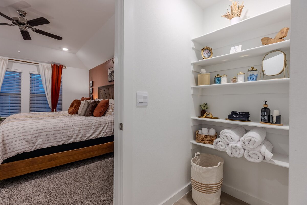 41_806 Hideout-0916-HDR (1)