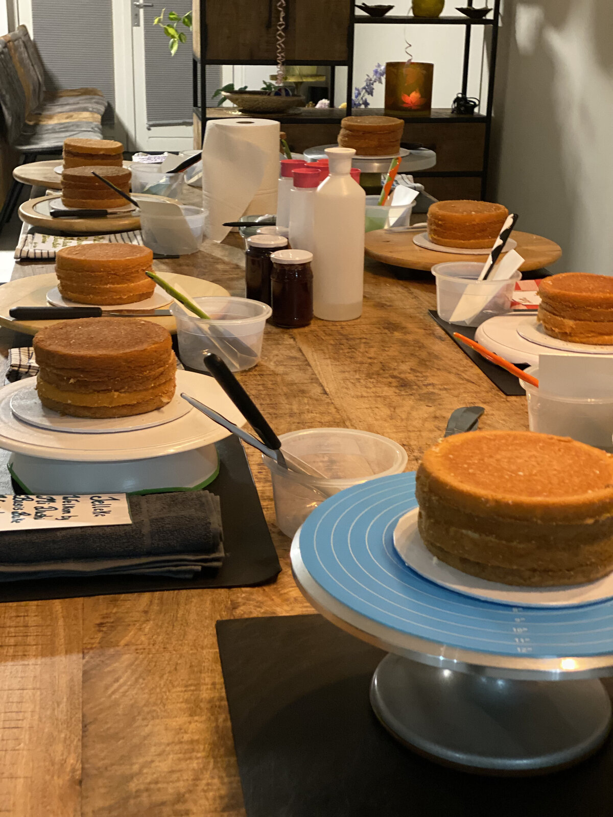 Elizabeth Lopez - Baking Lessons3