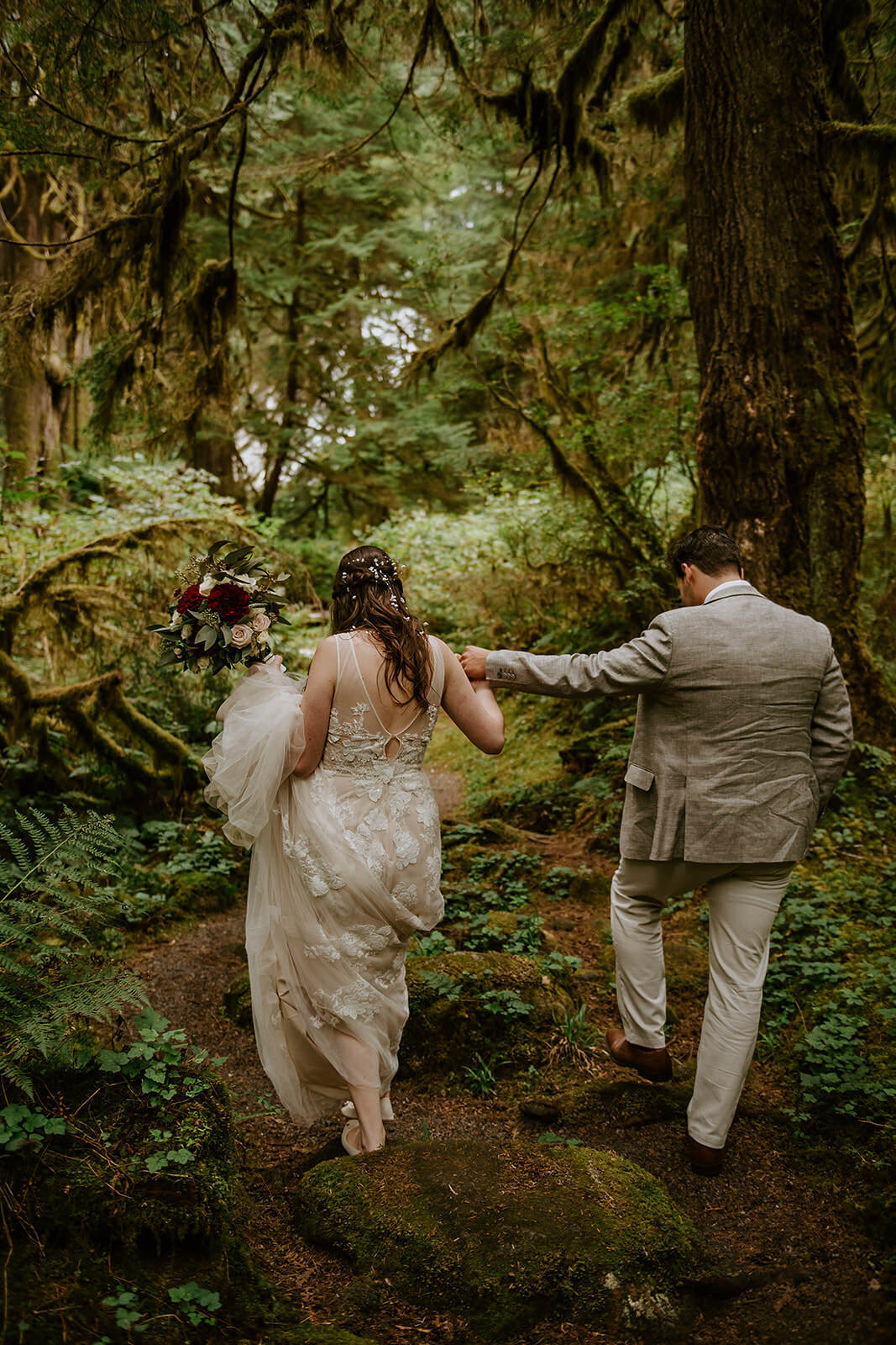 British-Columbia-Waterfall-Elopement